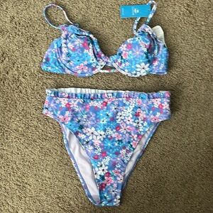 Cupshe Blue Floral Ruffle Bikini Set